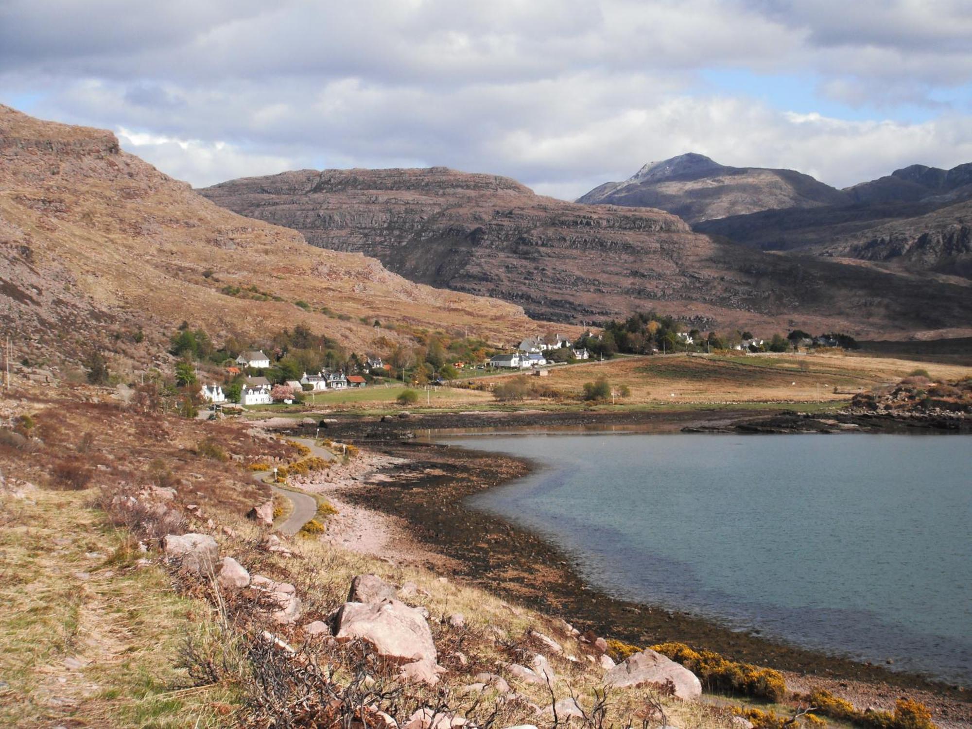 Torridon Youth Hostel Exteriör bild