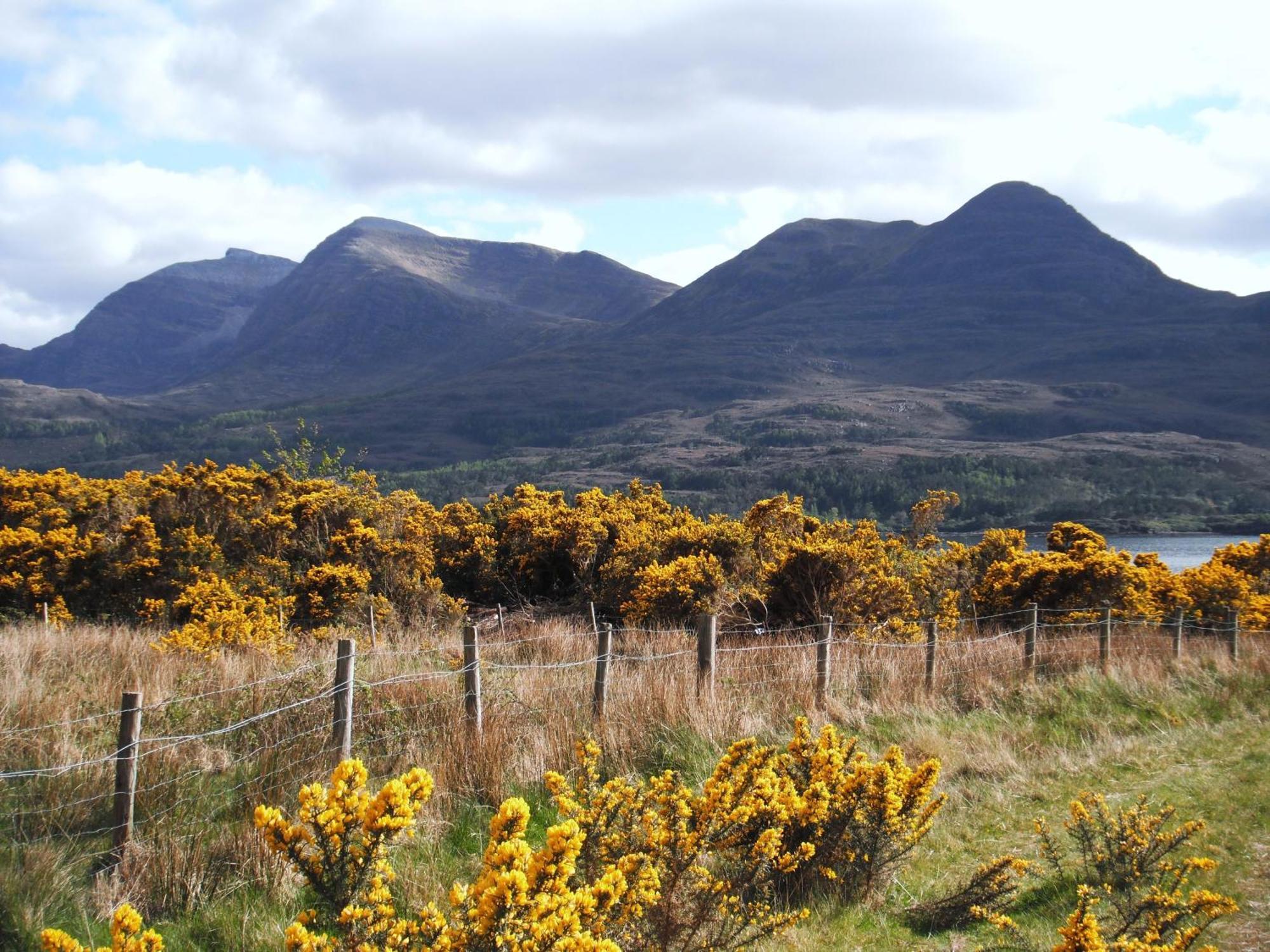 Torridon Youth Hostel Exteriör bild